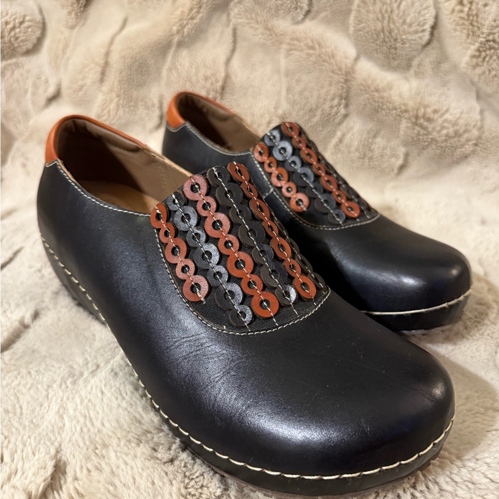 Spring Step L'ARTISTE Black and Brown Mules stylish CLOGS size 42 (10.5)